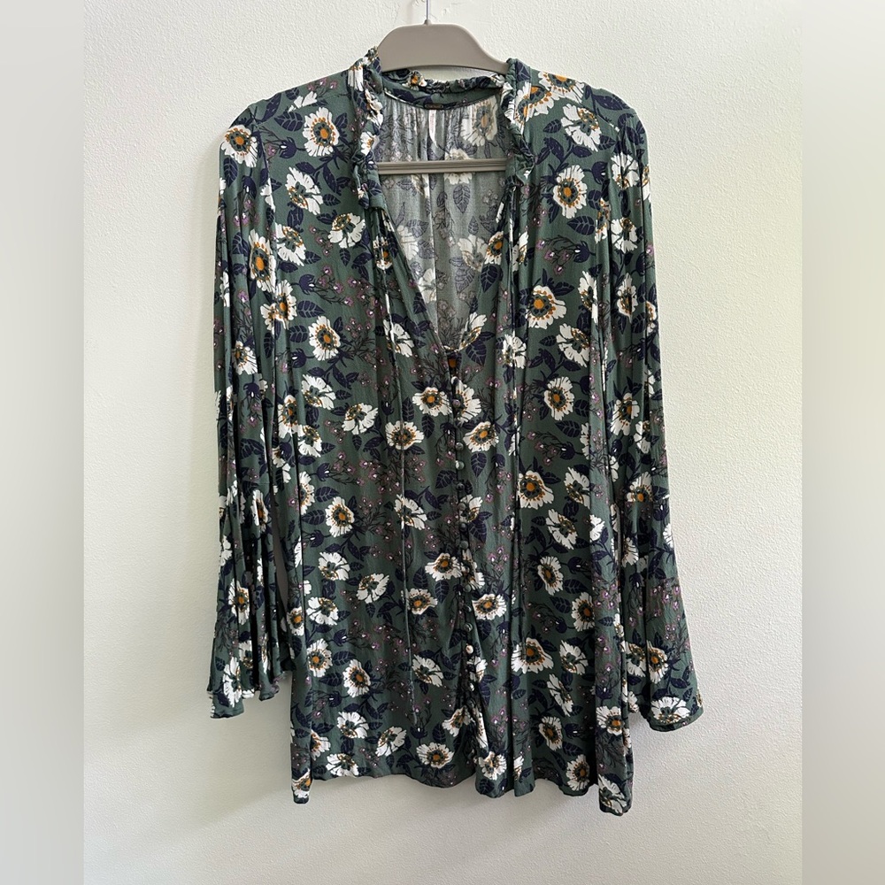 Free people bell sleeve tunic